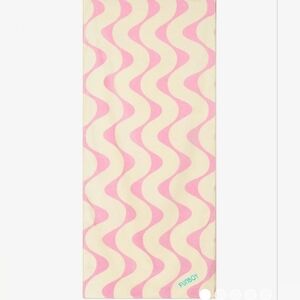 FunBoy Poolside Leisure Club Beach Towel 68" L x 30" W - New In Package